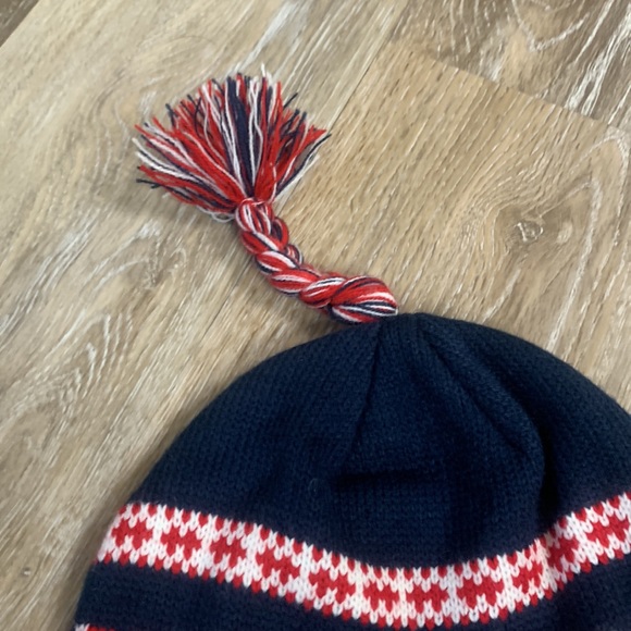 Winter Wear Union Jack winter hats 2 for 1 buy.  OS one black / one blue unisex - Picture 8 of 10
